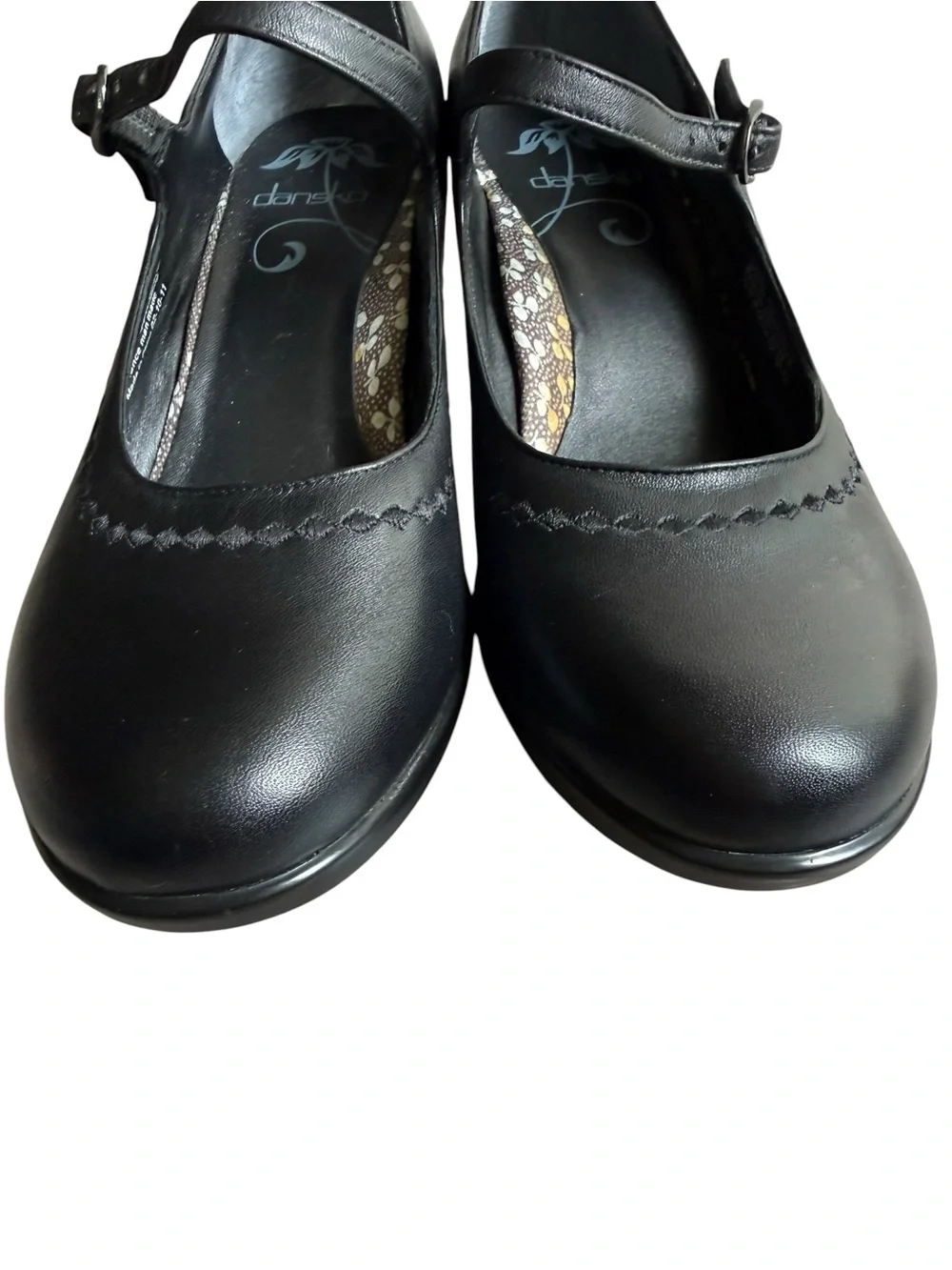 Classic Black Mary Jane Heel Pump - Women's - Picture 8 of 12
